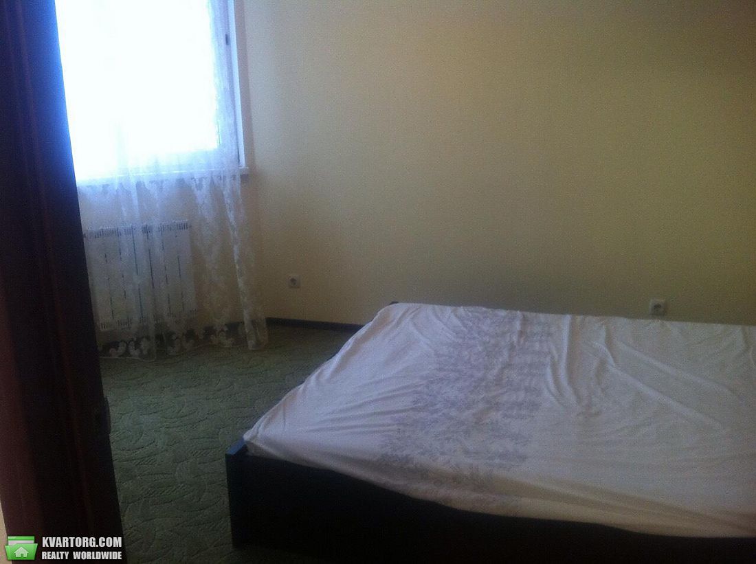 Rent out 3-room apartment. Киев,  Гетьмана — photo 4