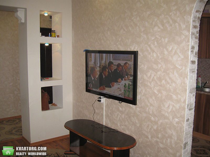 Rent out 3-room apartment. Днепропетровск, пр. Героев — photo 5