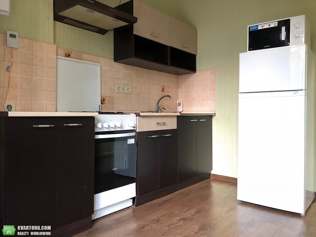 Rent out 1-room apartment. Киев, печерская — photo 9