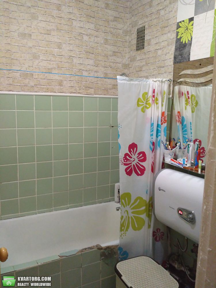 Sell 2-room apartment. Киев,  Кустанайская — photo 9