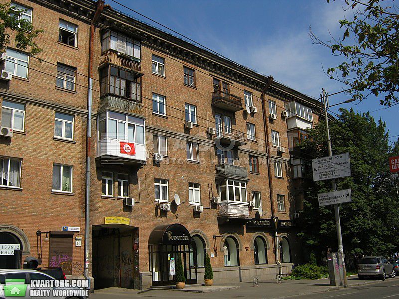 Rent out 2-room apartment. Киев, Жилянська — photo 1