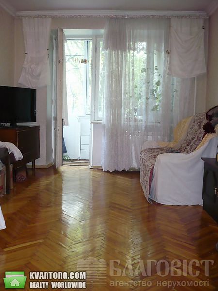Sell 2-room apartment. Киев, Щорса — photo 2