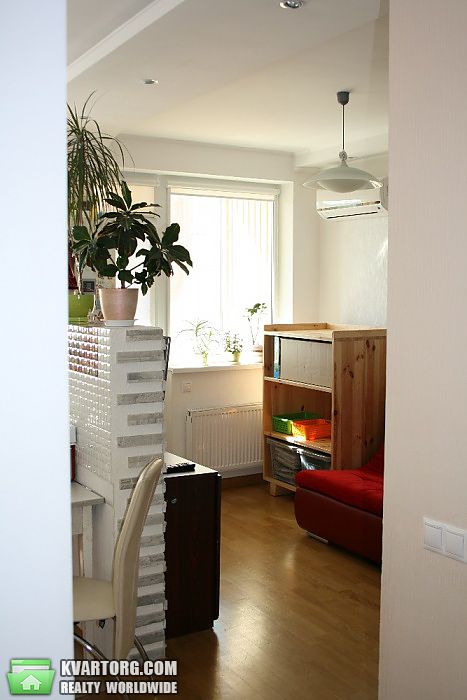 Sell 2-room apartment. Киев,  Ужвий — photo 5