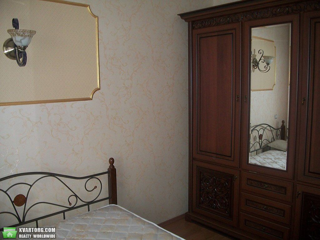 Sell 2-room apartment. Киев, Хмельницкого Богдана — photo 4