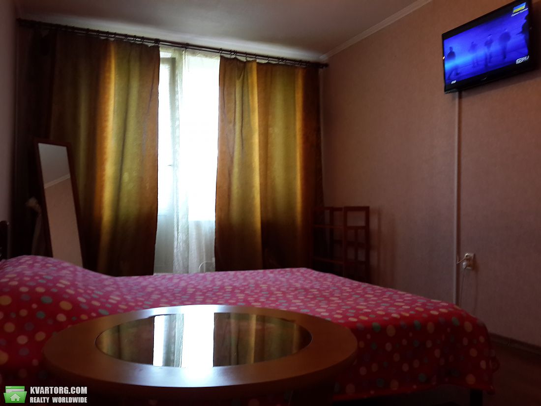 Rent out 1-room apartment. Харьков, Тракторостроителей пр-т — photo 1