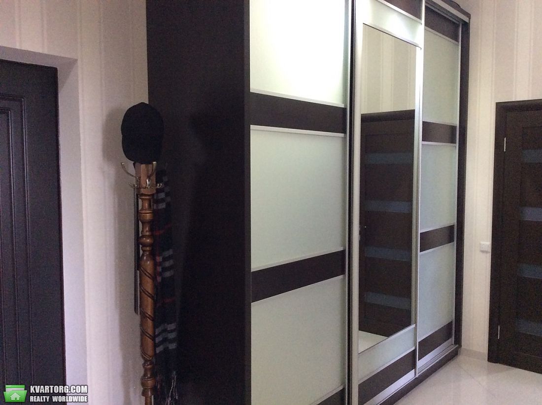 Rent out 2-room apartment. Киев, Гната Хоткевича — photo 10