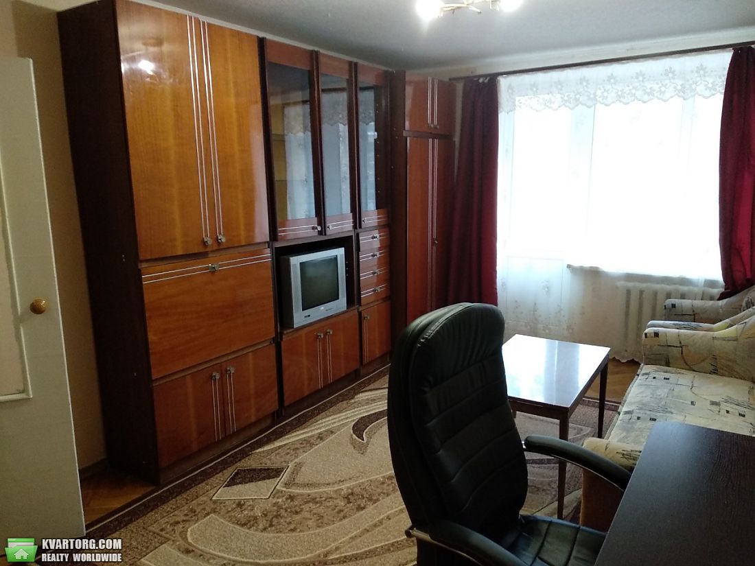 Rent out 1-room apartment. Киев,  Белорусская — photo 4