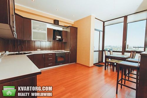 Sell 2-room apartment. Киев, бульвар Тараса Шевченко — photo 1