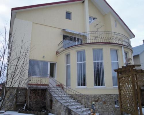 Rent out house. Львов, Долинная 9 — photo 2