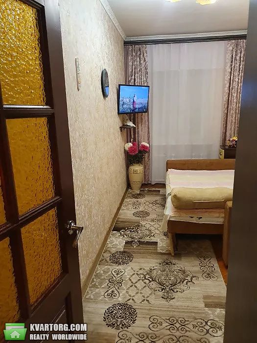Sell 3-room apartment. Киев,  Искровская — photo 4