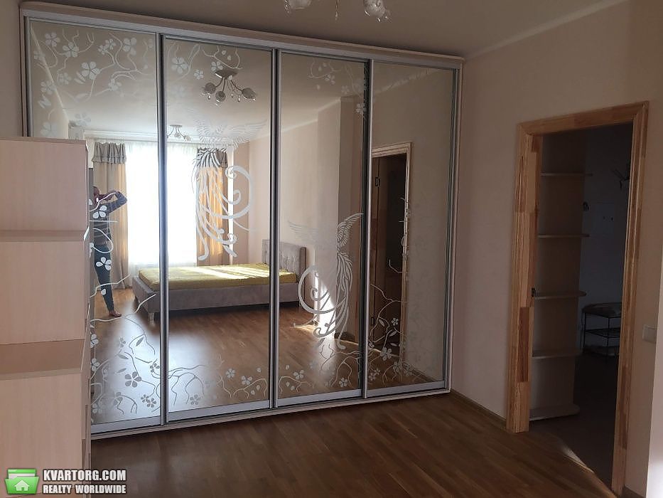 Rent out 1-room apartment. Киев,  Глушкова пр — photo 9