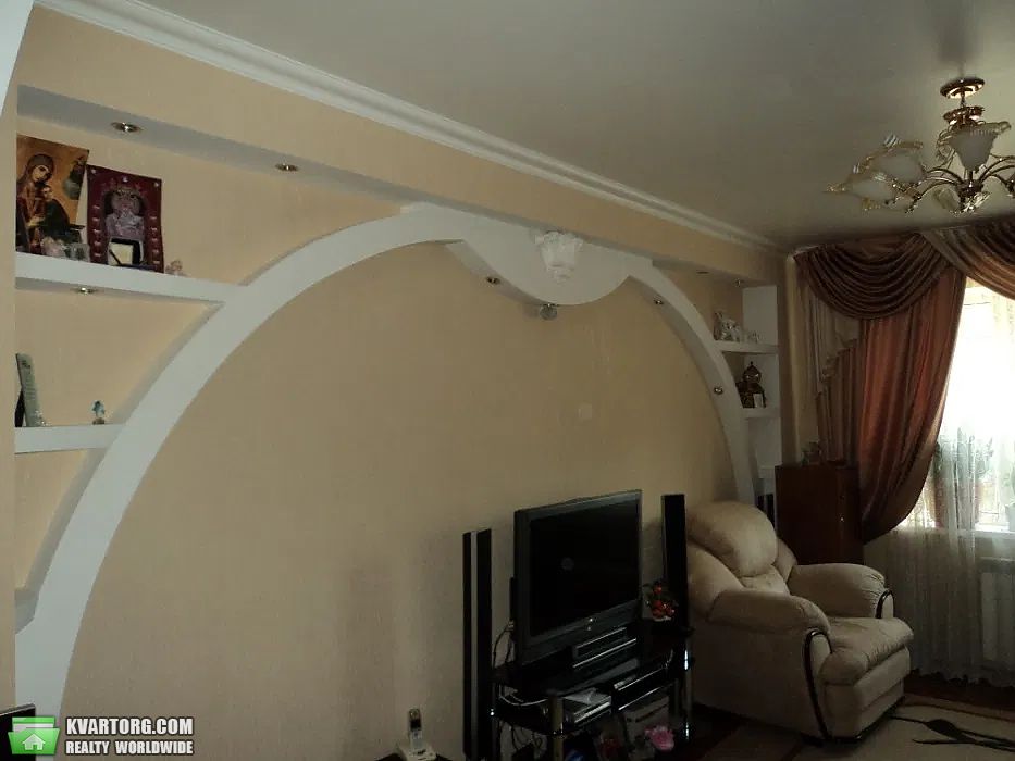Sell 3-room apartment. Киев,  Панча — photo 1