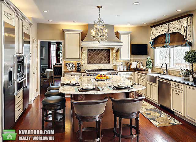 Sell multi-room apartment. Киев,  Кропивницкого — photo 1