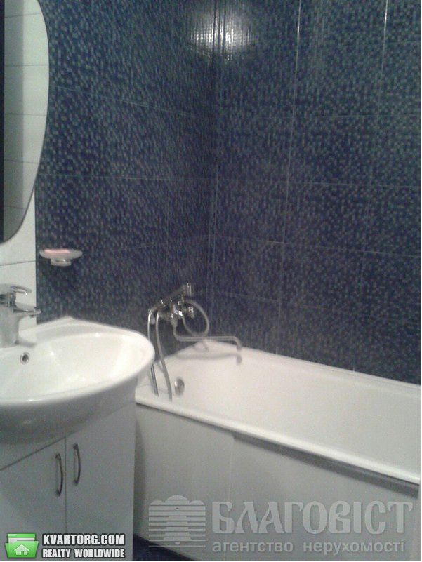 Sell 3-room apartment. Киев,  Срибнокильская — photo 8