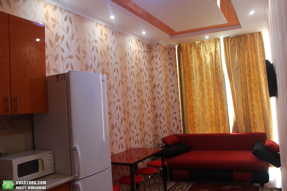 Rent out 1-room apartment. Одесса, Французский Бульвар — photo 1