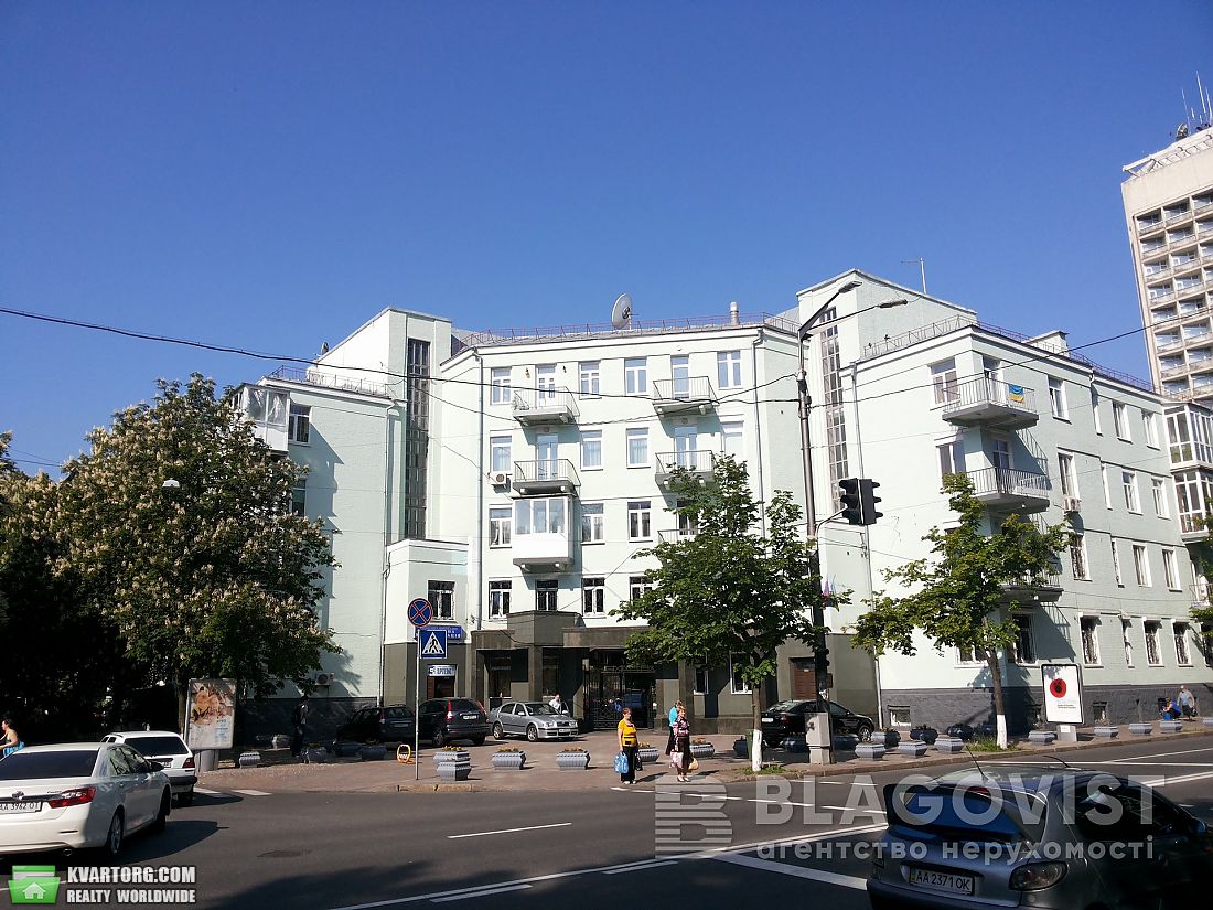 Sell 3-room apartment. Киев,  Грушевского — photo 1