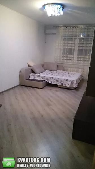 Rent out 1-room apartment. Киев,  Драгоманова — photo 2
