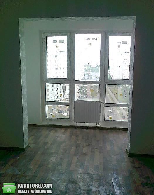 Rent out 3-room apartment. Киев,  Гмыри — photo 4