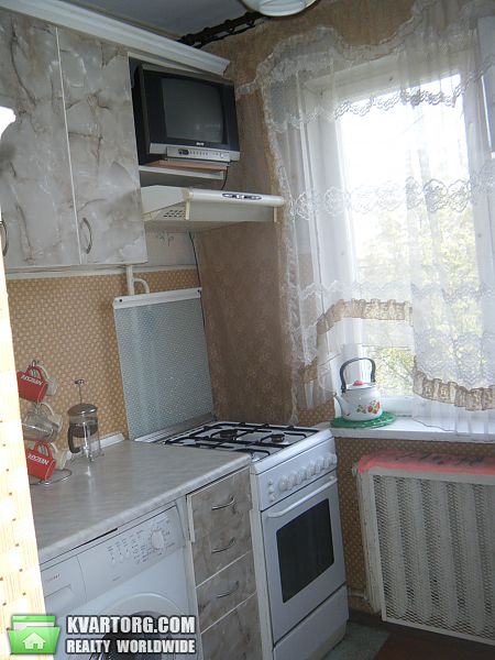 Sell 3-room apartment. Киев, Комарова — photo 9