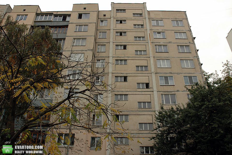 Sell 3-room apartment. Киев,  Захаровская — photo 1
