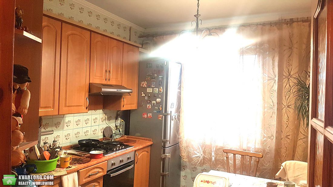 Sell 3-room apartment. Киев,  Ирпенская — photo 1