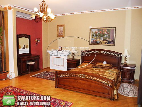 Rent out 3-room apartment. Киев, Воровского — photo 1