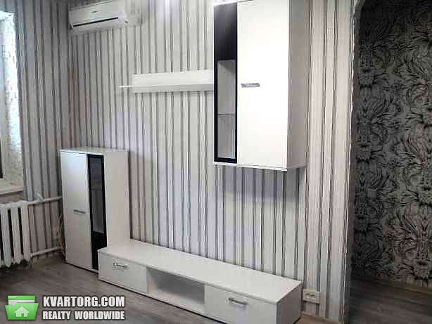 Sell 1-room apartment. Киев,  Уманская — photo 2
