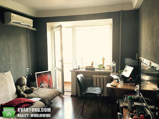 Sell 3-room apartment. Киев,  Гончара — photo 2