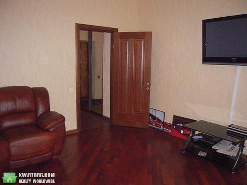Rent out 2-room apartment. Киев,  Героев Сталинграда пр — photo 2