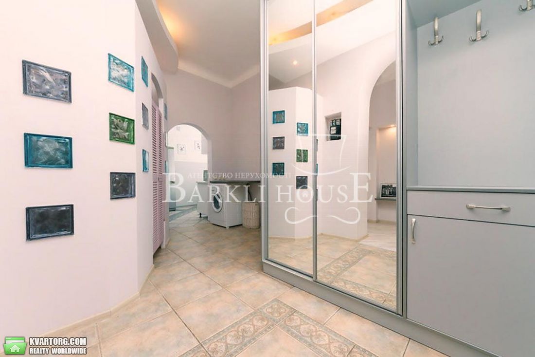 Rent out 3-room apartment. Киев, Лютеранская — photo 8