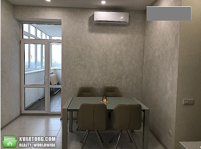 Rent out 3-room apartment. Киев, коновальца — photo 4
