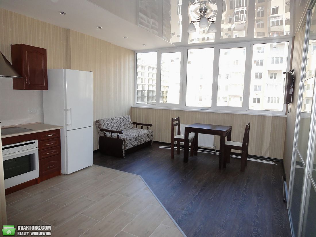 Rent out 2-room apartment. Одесса, Маршала Жукова — photo 3