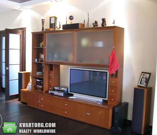 Sell 2-room apartment. Киев, Щорса — photo 5