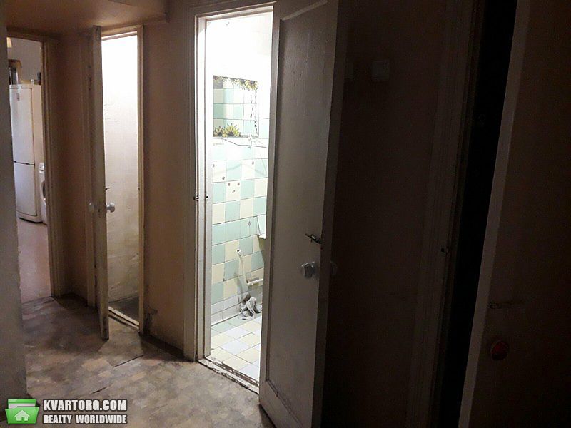 Sell 3-room apartment. Киев,  Краснопартизанская — photo 7