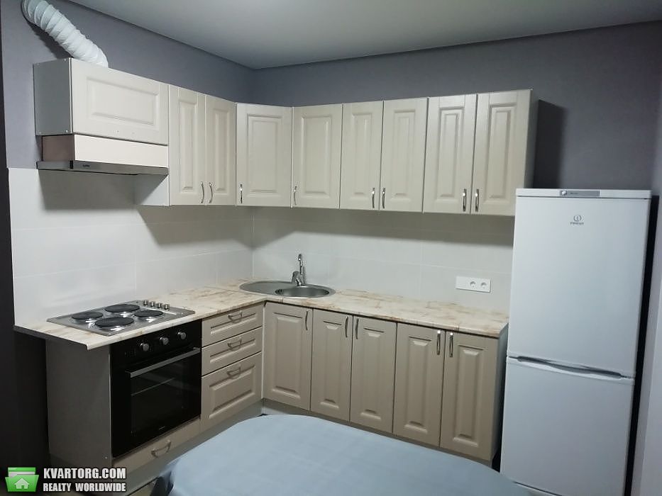 Rent out 1-room apartment. Киев, Нижнеключевая — photo 5