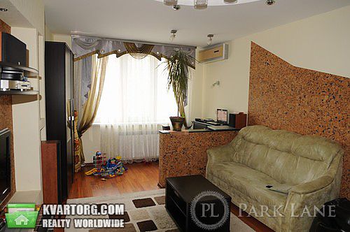 Sell 3-room apartment. Киев, Днепровская наб — photo 2