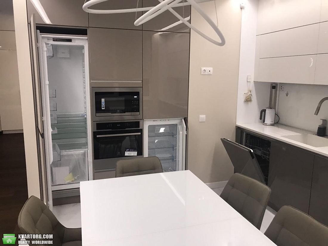 Rent out 4-room apartment. Киев,  Ломоносова — photo 3