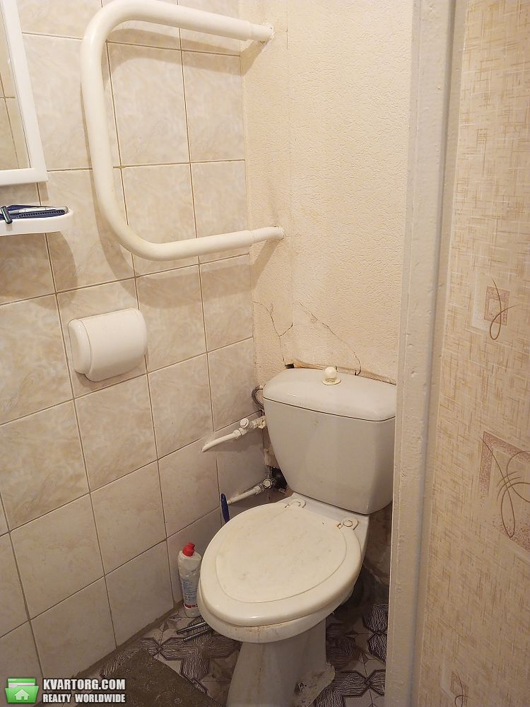 Rent out 1-room apartment. Киев,  Пражская — photo 2