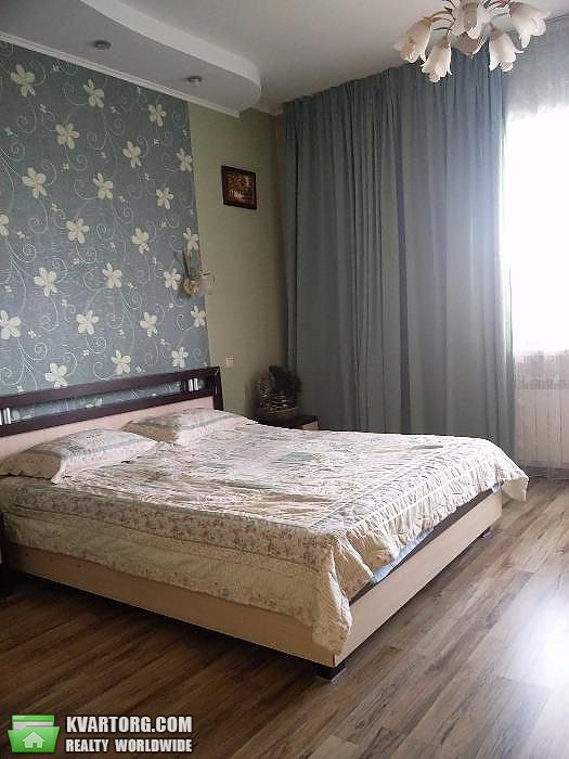 Rent out 2-room apartment. Киев,  Черновола — photo 3
