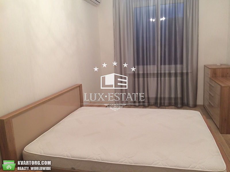 Rent out 2-room apartment. Киев,  Лабораторный пер — photo 4