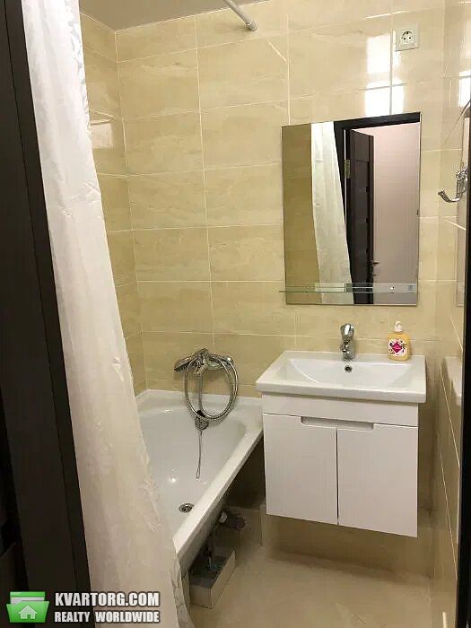 Rent out 2-room apartment. Киев,  Бойченко — photo 2