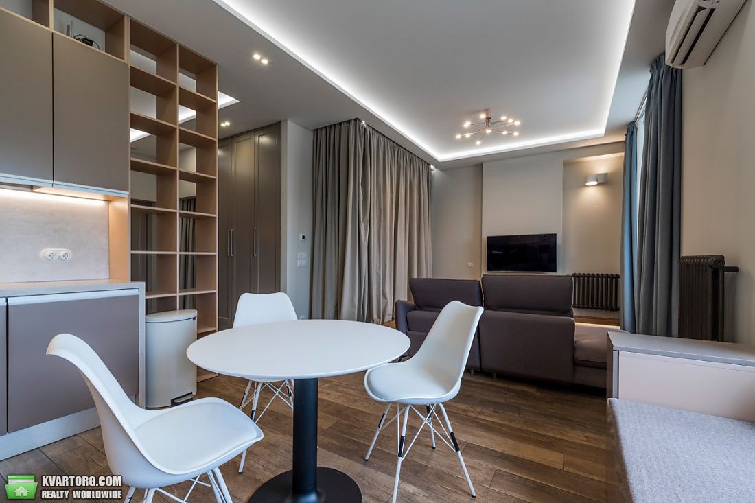 Rent out 1-room apartment. Киев,  Драгомирова — photo 4