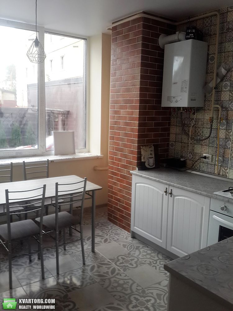 Rent out 2-room apartment. Киев,  Большая Окружная — photo 3