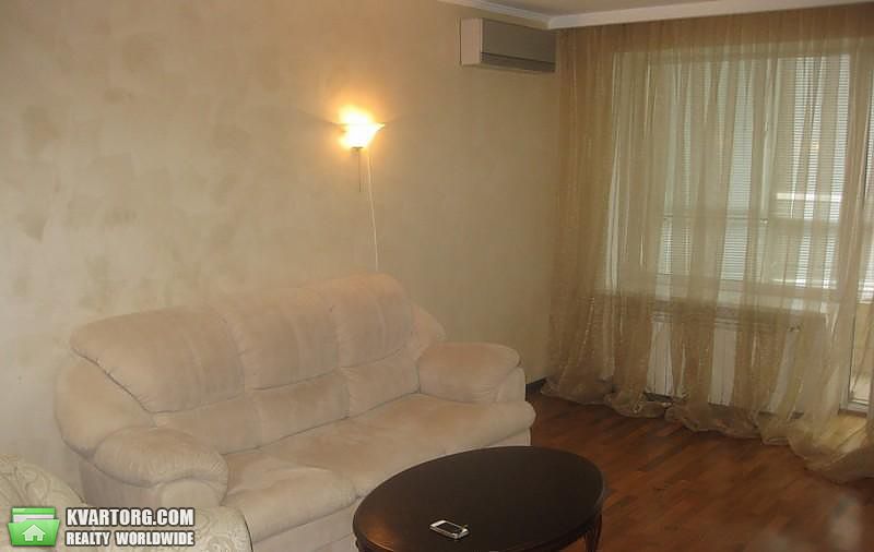 Rent out 2-room apartment. Киев,  Мирного Панаса — photo 2