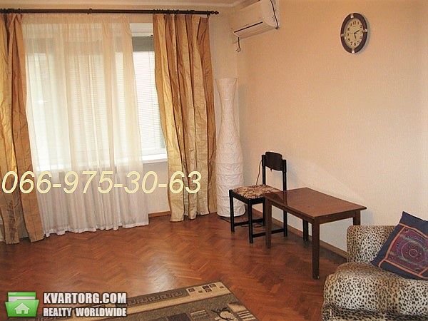 Rent out 2-room apartment. Киев,  Леси Украинки бул — photo 2
