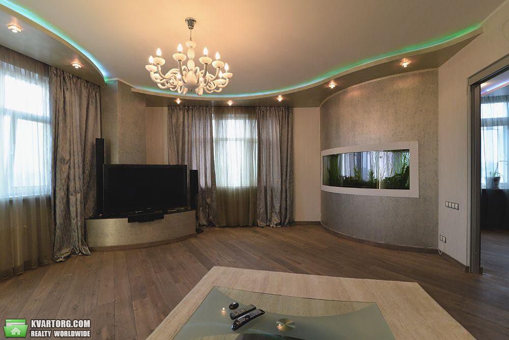 Rent out 2-room apartment. Киев,  Антоновича — photo 5