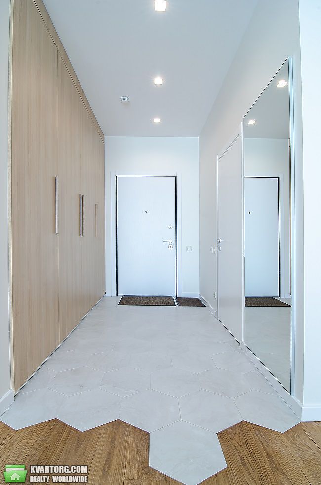 Rent out 2-room apartment. Киев,  Демиевская — photo 2