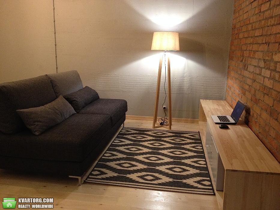 Rent out 2-room apartment. Киев, Петропавловская — photo 3