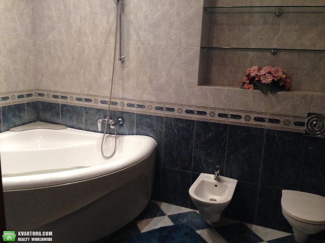 Rent out 4-room apartment. Киев,  Старонаводницкая — photo 7