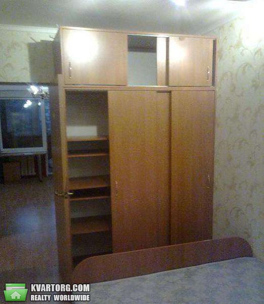 Rent out 3-room apartment. Киев, Героев Сталинграда пр — photo 7